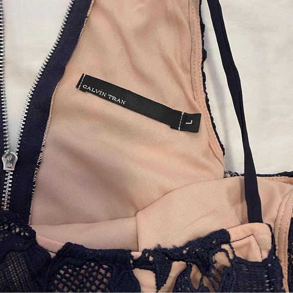 CALVIN TRAN Luxe Love Navy Lace Midi Dress Size L - Picture 3 of 5